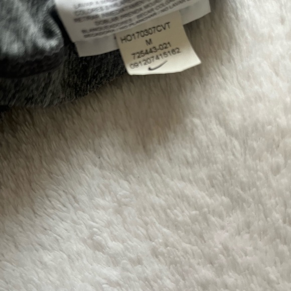 GREY NIKE PRO - Picture 3 of 3